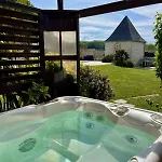 L'azalee, Avec Acces Piscine Et Jacuzzi * Saint-Côme-de-Fresné
