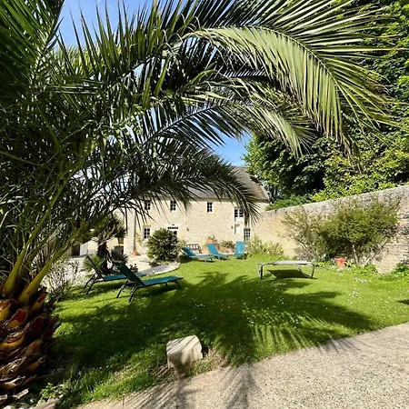L'azalee, Avec Acces Piscine Et Jacuzzi Apartmán