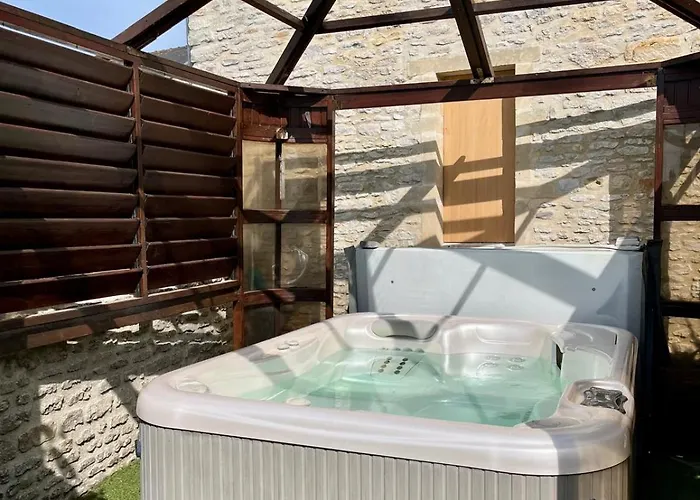 L'azalée, Avec Accès Piscine Et Jacuzzi Appartement Saint-Côme-de-Fresné