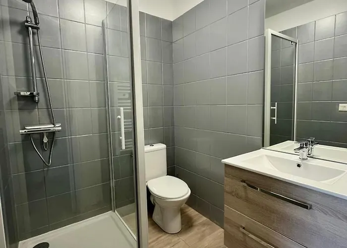 Lägenhet L'azalee, Avec Acces Piscine Et Jacuzzi Saint-Côme-de-Fresné